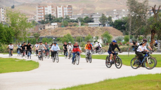 Cizre’de Gençlik Haftası, bisikletle şehir turu atılarak kutlandı